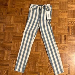 Brand new Zara jeans size 0